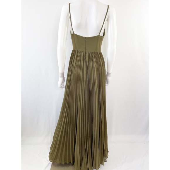 Fame & Partner Maxi Dress Olive Green Pleated V-Neck Spaghetti Strap Gown Size 4 - Picture 8 of 11